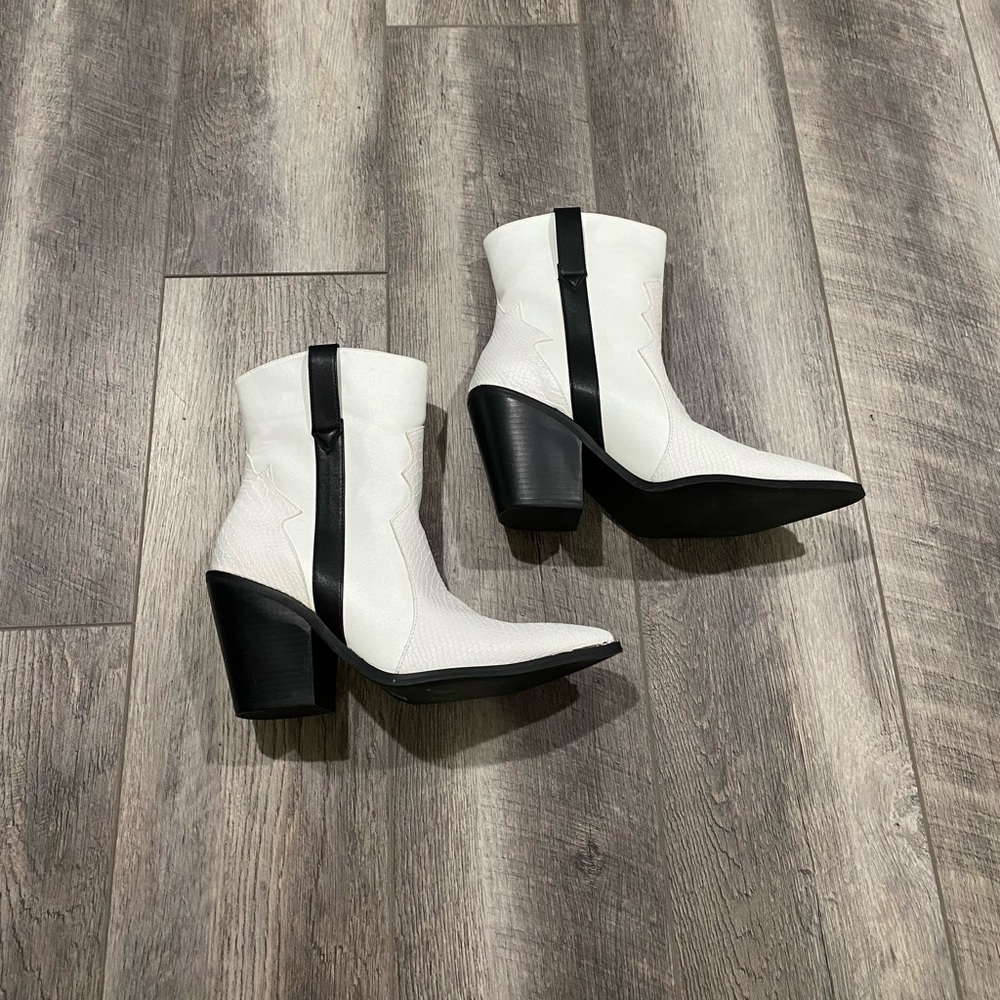 Madden Girl White Western Boots